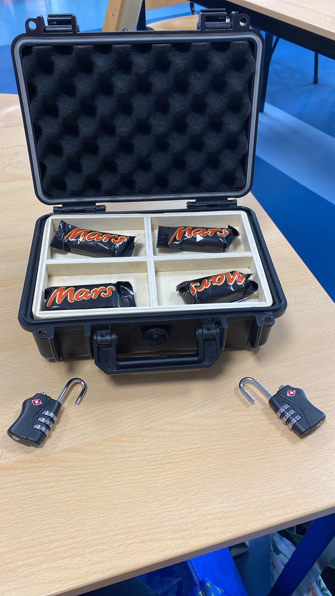 Hoe kom je bij biologie aan iets lekkers? Speel Escape The Classroom, thema voeding op de unit Zorg &amp; Welzijn!
🟡🔵🟡🔵
#actieflerenveeldoen