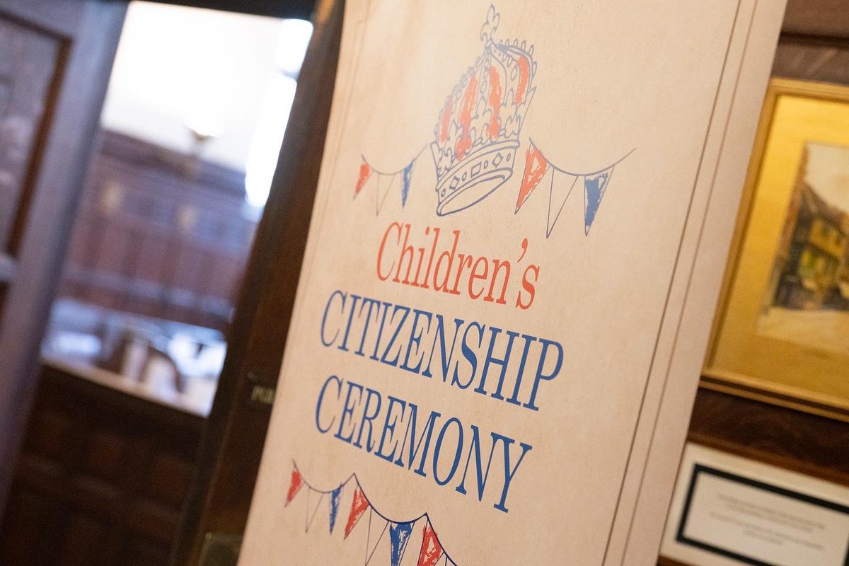 Yesterday we held our second-ever Children’s Citizenship Ceremony.

The ceremony is a legacy of the MiFriendly Cities project and is to recognise and celebrate the importance of British Citizenship to children and young people.

1/4.