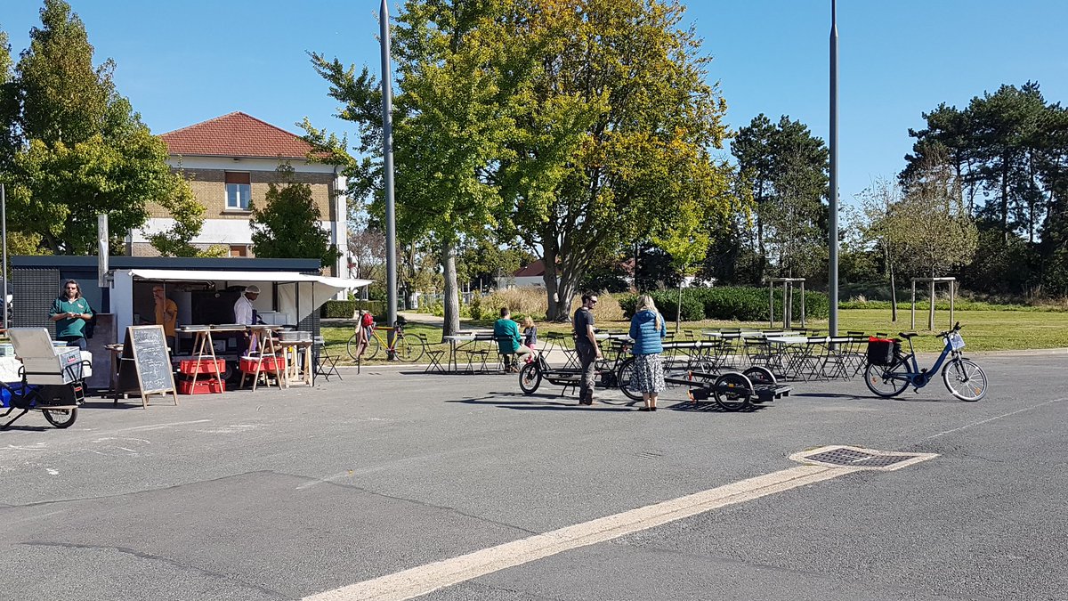 Salarié.e.s du Port #Bonneuil, rejoignez nous nombreux au Hangar 15, 3 route de la Darse, pour la Fête de la Mobilité ! Jouez au conducteur de bus #ratp, testez le simulateur de conduite #transdev. Et les pizzas sont gratuites ! <a href="/haropaport/">HAROPA PORT</a> @ReseauBusSTRAV <a href="/RATPgroup/">RATP Group</a> @bonneuil94