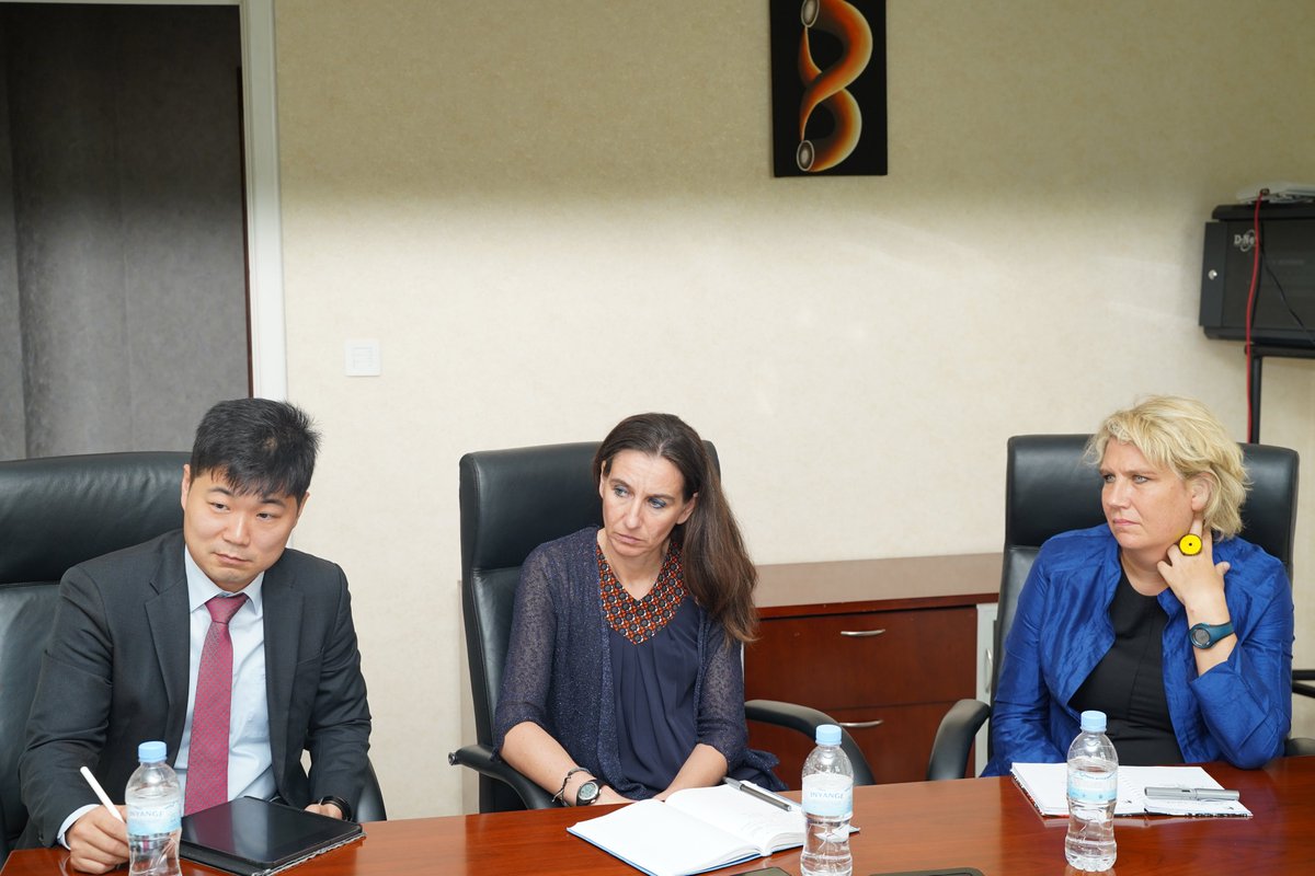 CityofKigali's tweet photo. This Morning, the City of Kigali Vice Mayor in Charge of Urbanisation and Infrastructure Dr.@merardmp received a delegation of @UNHABITAT. They discussed on participatory slum upgrading programmes in the City of Kigali and other infrastructure projects. https://t.co/1kzPInS3ZK
