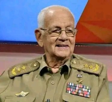 Militar recto, honrado e íntegro, su impronta vivirá entre nosotros.
#PorCubaVenceremos
#CamagueyConFidel