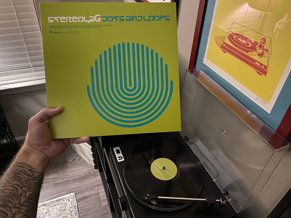 evilive7's tweet photo. September 22, 1997
Happy 25th birthday to Dots and Loops, the fifth album by Stereolab.
@stereolabgroop #stereolab #dotsandloops #vinyl #albumbirthday https://t.co/xySYEnGzQh