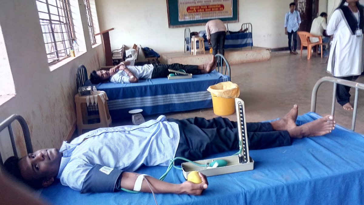 nssrdbangalore's tweet photo. BVB PU College Bidar Karnataka NSS unit organised Blood Donation camp @YASMinistry @pankajsinghips @pibyas @_NSSIndia @ianuragthakur https://t.co/0YjfHdnJcm