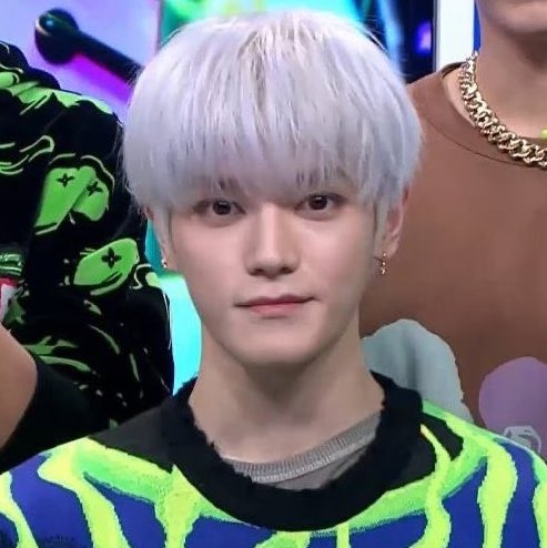 ltyzone_'s tweet photo. THAT DIFFERENCE????😭😭😭 https://t.co/J0f3qazIyy