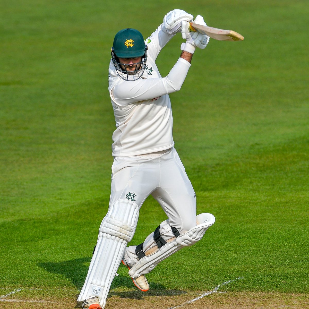 TrentBridge's tweet photo. UPDATE | Hutton and Ball are both on 20* and have dug in to hold out with a stand of 40* thus far.
Nottinghamshire are 182/8 at the midway point of the morning.
Live stream and scorecard 👉 https://t.co/oFPOuX6yE9
#WorcsvNotts https://t.co/cOJeNIgjCr