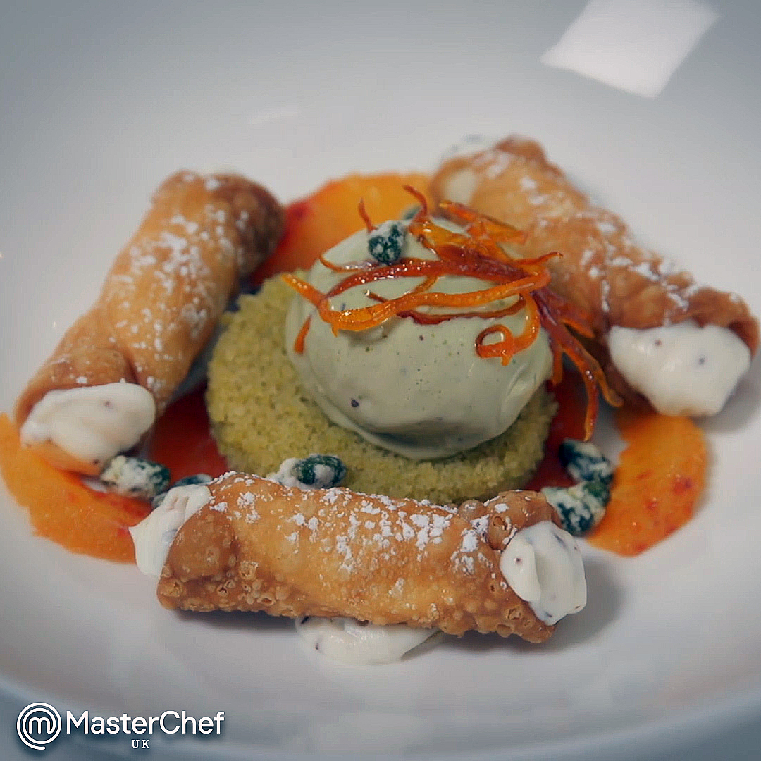 MasterChefUK's tweet photo. Hard work and a passion for cooking has seen @melblatt reach the #CelebrityMasterChef Final! 💪 Can she go all the way? Tonight, 8:30pm, BBC One &amp; @bbciplayer #MasterChefUK https://t.co/z4XWDyPZiA