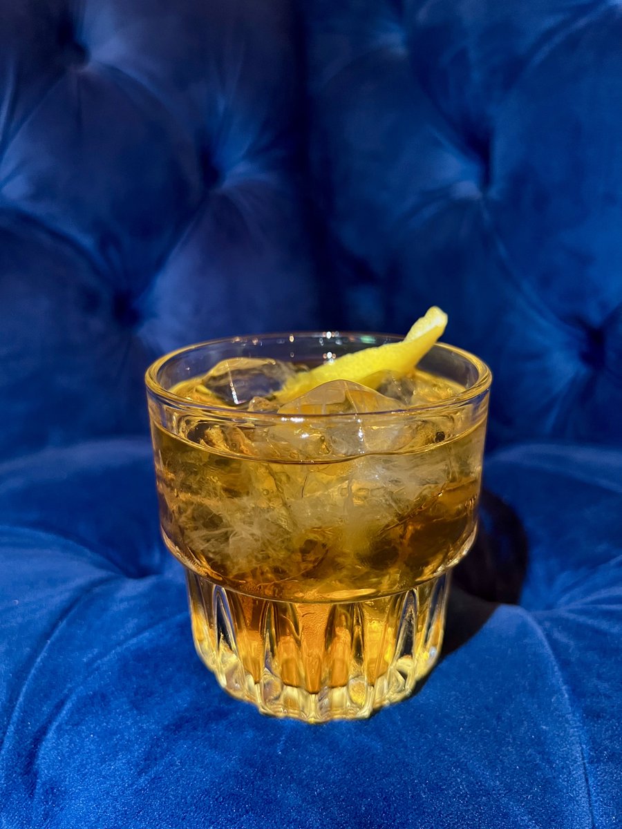 LookingGlassE2's tweet photo. Feeling Whiskey? ;) https://t.co/R74a88DEFd