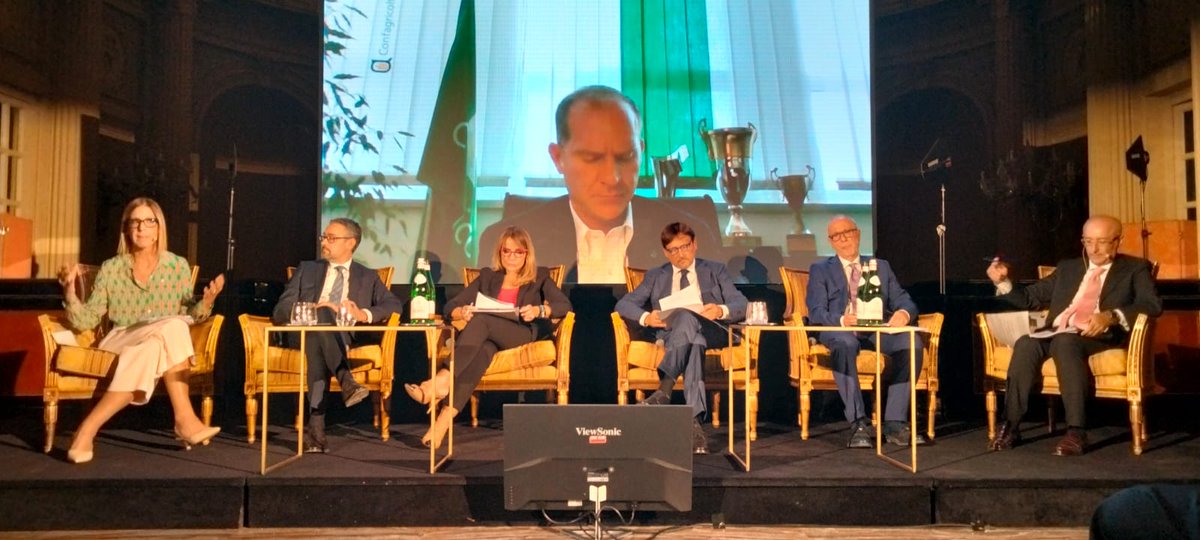 L_Imprenditore's tweet photo. #Filiere italiane non autosufficienti, occorre aumentare la produzione. L'invito di #Assitol, l'Associazione italiana dell’Industria Olearia, che ieri ha celebrato i 50 anni di attività
https://t.co/eiVRZcMbBu https://t.co/Q5vw2wU7SG