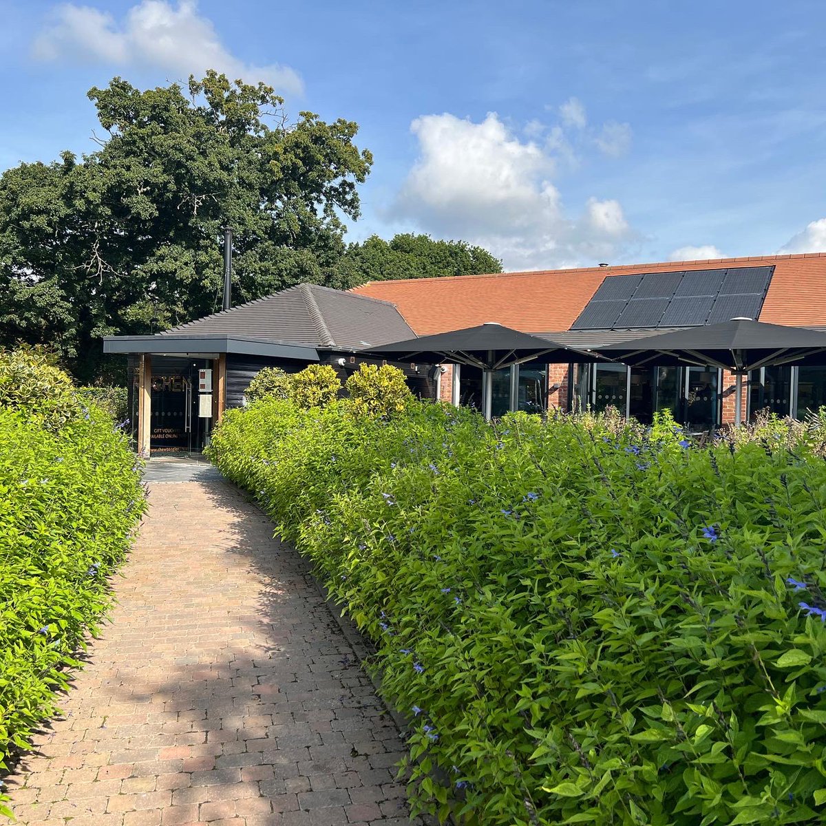 jamesmartinchef's tweet photo. Stunning day ahead at @thekitchenatcg https://t.co/6v4rqUXO8u
