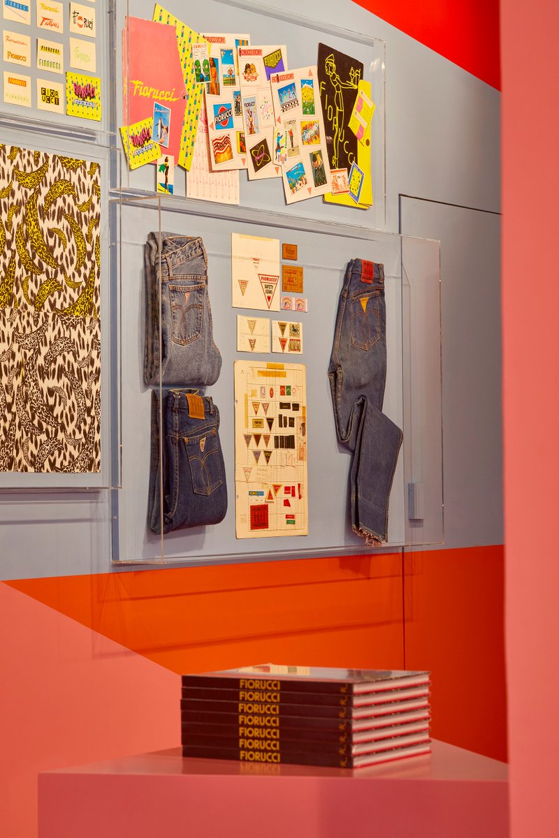 We've been working on an exciting project for Italian fashion label, Fiorucci.

We created bespoke Acrylic (lightweight, strong and has optical clarity) display cases for in-store viewing.

Thanks to #fiorucci and The Narrative for supplying the imagery!

#fioruccishoreditch