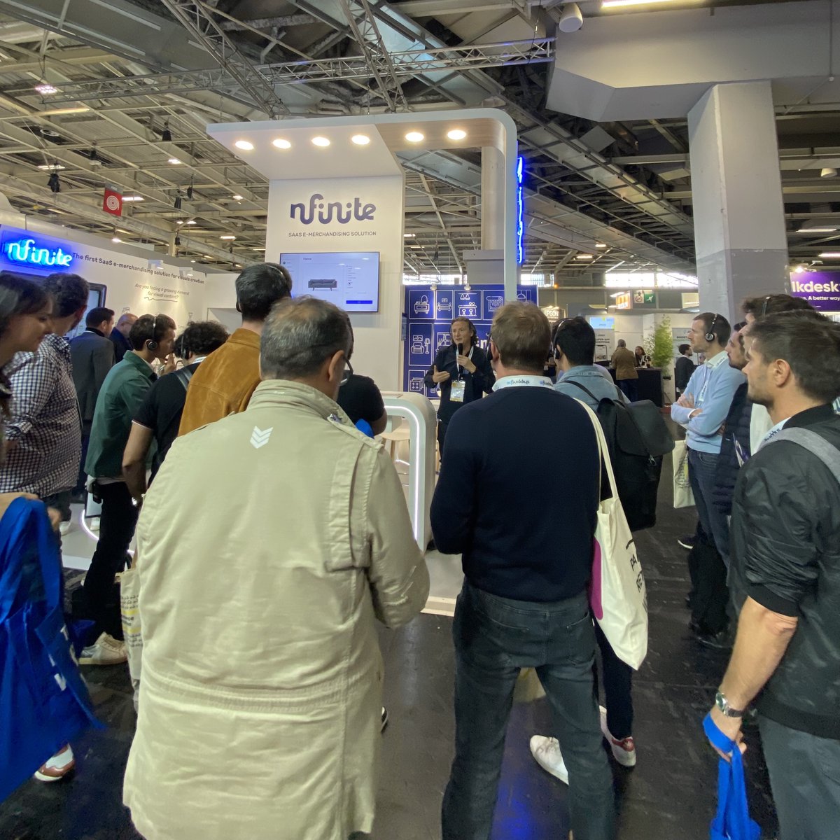 nfinite_app tweet media