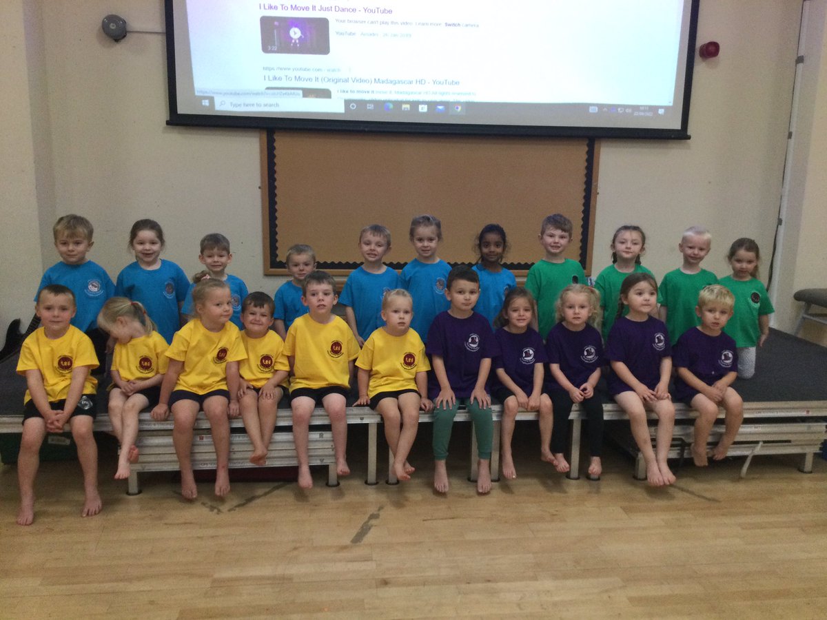 WMPrimaryF2's tweet photo. Don’t F2 look fabulous in their new PE t-shirts! Please remember to bring them every Thursday. If you prefer the PE kit can be left in school. Thank you. #lookingamazing https://t.co/znq76pETbY
