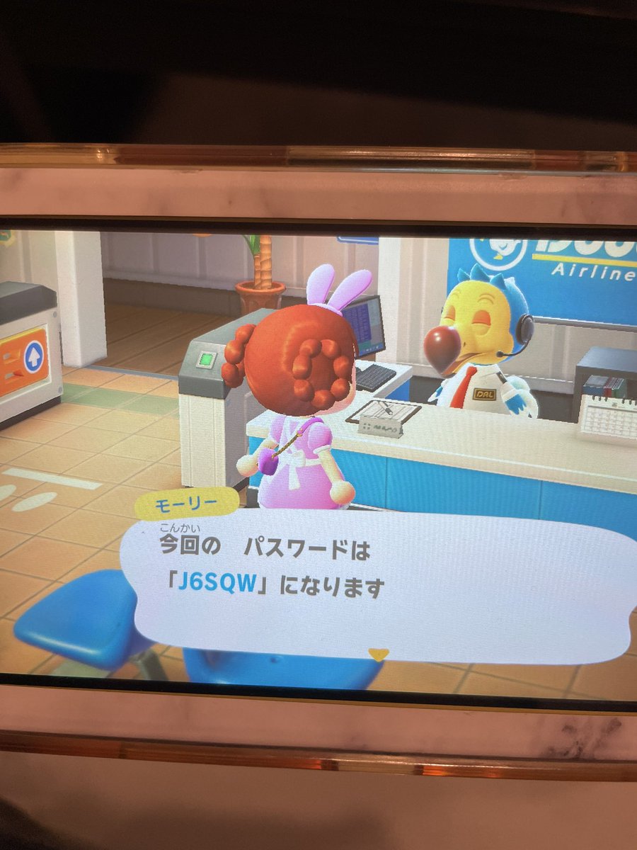 ksm_aa82's tweet photo. フーコが来てくれています🥰❤️❤️
流星群🙅‍♀️お土産等不要です🫡
落ちてるレシピはその場で覚えて帰って下さい！🙆‍♀️お買い物ご自由にどうぞ🥰
#あつ森
#フーコ流星群
#レシピ配布 https://t.co/sEifR0mCXg