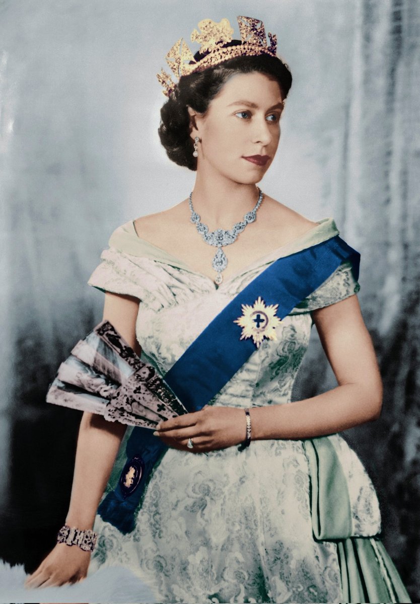 News 🔴 : The BBC is reporting that 5.1 billion people watched the State Funeral of Queen Elizabeth II on Monday, that is nearly 63,2% of the world's population and the largest single event watched or streamed in history 👑⚰️🌍