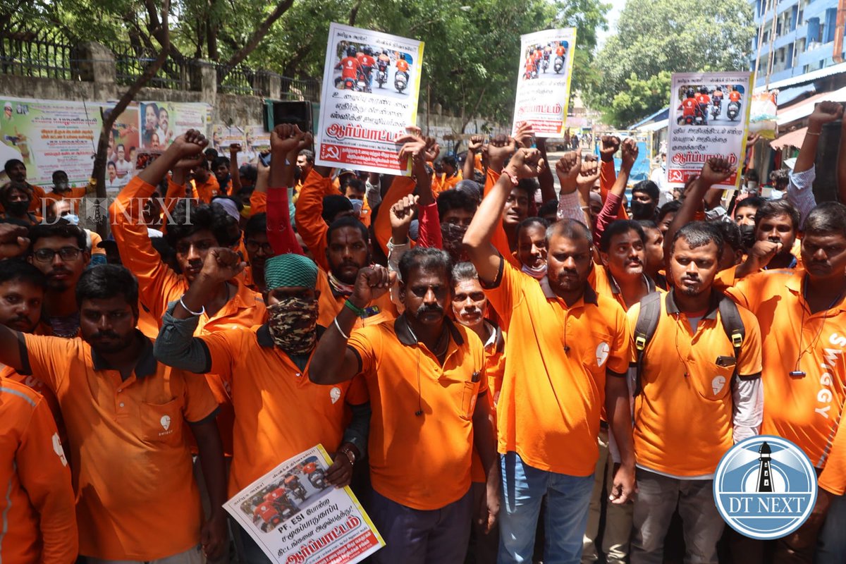 dt_next's tweet photo. Swiggy delivery agents protest against revised payment rules at Chennai collectorate on various demands.
#DeliveryAgents #protest #Chennai #WeeklyIncentives #OnlineFoodDelivery #protestagainstswiggy #swiggyagentsprotest #paymentrules #swiggyagent https://t.co/BDqcprEfom
