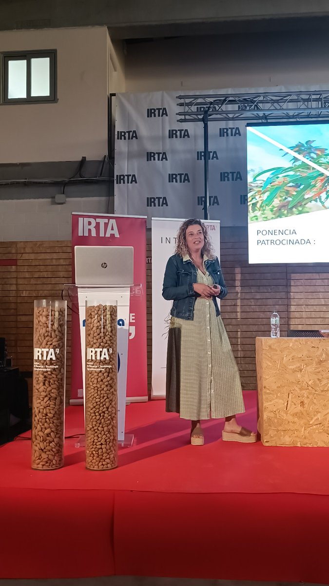 LeontinaLipan's tweet photo. Estamos comenzando la 2nda sesión de la #jornadasdelalmendro
Podéis seguir online esta excelente #jornadadelalmendro en el siguiente enlace:
https://t.co/T1F1ENijNp
@irtacat
@belloguet2
@XavierMiarnau
#NextGeneratio https://t.co/bEb0PHaKUp