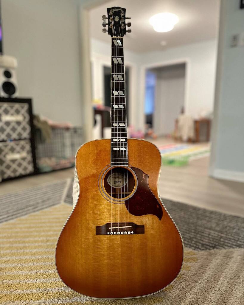 danielhodges's tweet photo. Very happy to have my Gibson Hummingbird back!!! It plays like a dream.  @goldtonewkshp did a great job on the new frets and neck repair after it took a tumble (see pics 2 and 3). https://t.co/EAgltPDI27 https://t.co/Ix9qPJDKeW