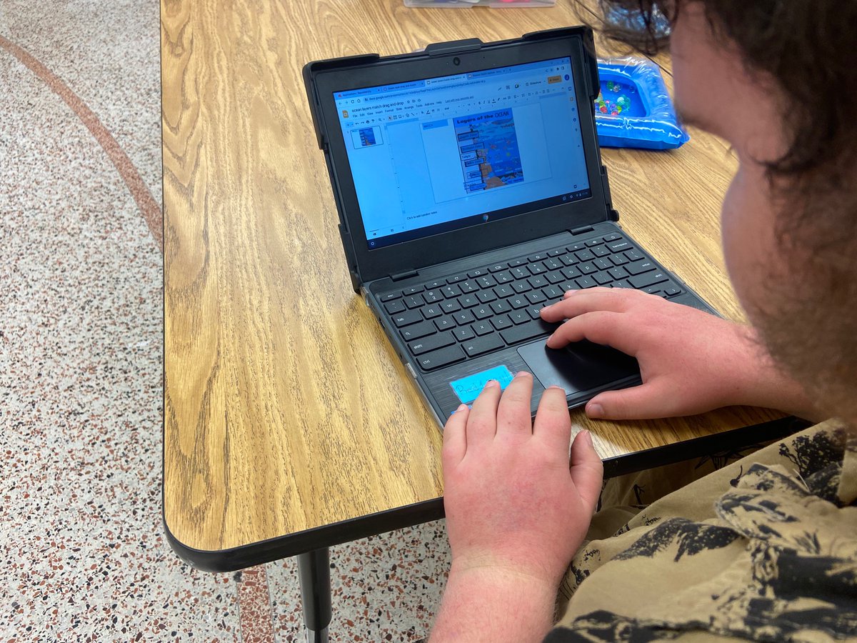 SpookTacoma's tweet photo. Each week for five weeks we researched an ocean layer (zone) the kids got really excited! We painted our own oceans using real starfish, measured growing sea creatures and explored in the water beads!  One group even did a research paper using Google docs! https://t.co/HXlVjEI17z