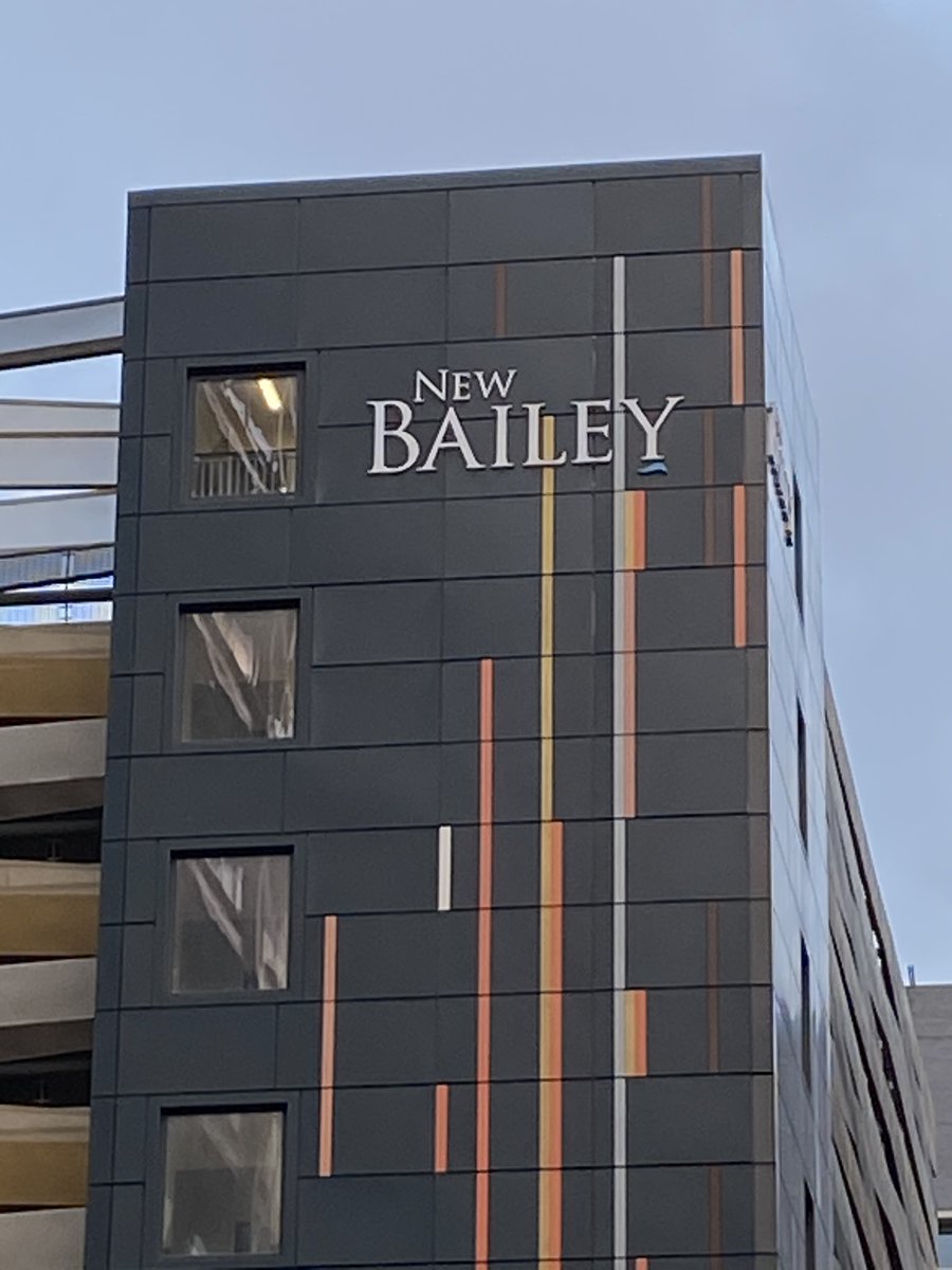 LdlLighting's tweet photo. The team at LDL Lighting wishes Two New Bailey Square the best of luck for the BCO National Awards Dinner on October 4th, were they hope to win the award for best commercial workplace.

#lighting #lightingdesign #interiordesign #commercial #lightingdesigner #britishmanufacturer https://t.co/4T6YR5dVGA
