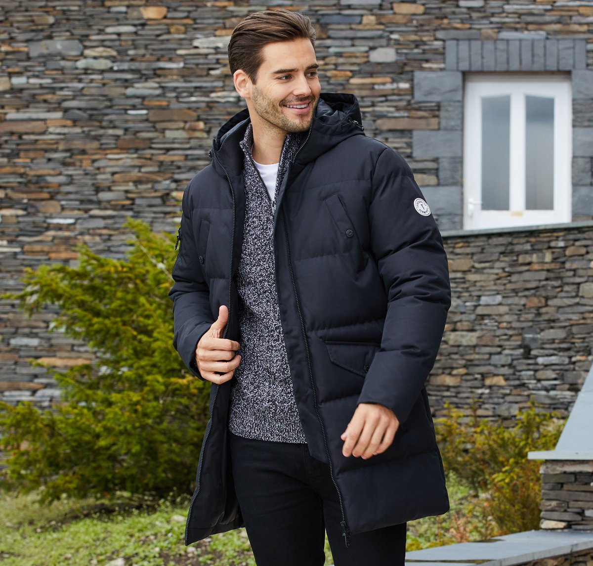 PRShotsonline's tweet image. Men's Black Longline Padded Jacket from @threadbare.apparel 
Prshots.com/threadbare
Ref Number: 1452592
#Outerwear #Hoodedcoat #Paddedcoat #Coat #Jacket #PufferJacket #Longline #Wintercoat #Menswear #Clothing #AW22
#Blackcoat