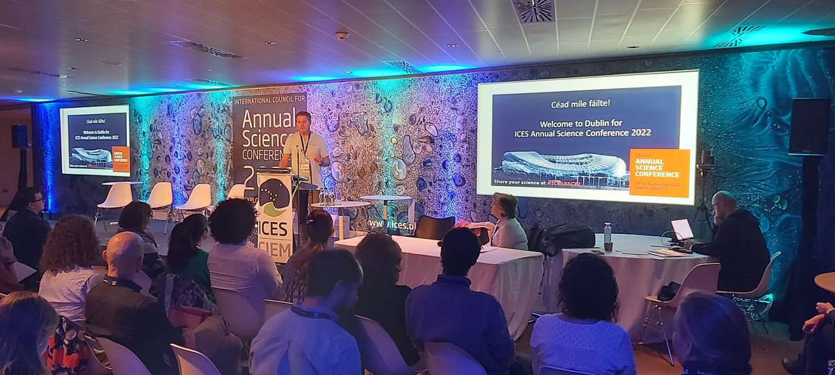 Seabed_Mapper's tweet photo. Fergal McGrath from @followtheboats and @MarineInst discussing @EMODnet and #EUSeaMap at @ICES_ASC. This is the main data portal for Marine habitat data in Europe and you can contribute to its development! https://t.co/MjgCrGSGaK