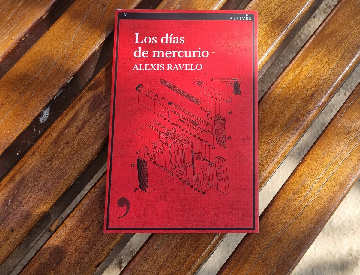 Cuando te avisan de <a href="/Libreria_Seneca/">Librería Séneca</a> para que vayas a recoger una joyita te alegran el jueves. #LosDíasDeMercurio de <a href="/AlexisRavelo1/">Alexis Ravelo</a> y @AlrevesEditor 😍😍😍