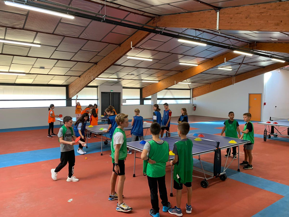 La JSS a battu son plein hier au <a href="/CollegeLeoFerre/">Collège Léo Ferré de Saint Lys</a> : 
-> défis sportifs
-> esprit d'équipe
-> découverte 
-> grande participation 
Merci à nos élèves pour leur enthousiasme et aux enseignants pour leur aide. Rdv vendredi pour la dernière animation. 
<a href="/UNSSToulouse/">UNSS_TOULOUSE</a> <a href="/G24Toulouse/">G24 Toulouse</a>