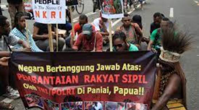 L_Vanthoe25's tweet photo. Biar BBM naik, Nyawa Rakyat Papua tetap Murah Meriah.
#RipHAM.
#TolakImpunitas
#SavePapua https://t.co/9fAH5ehR25