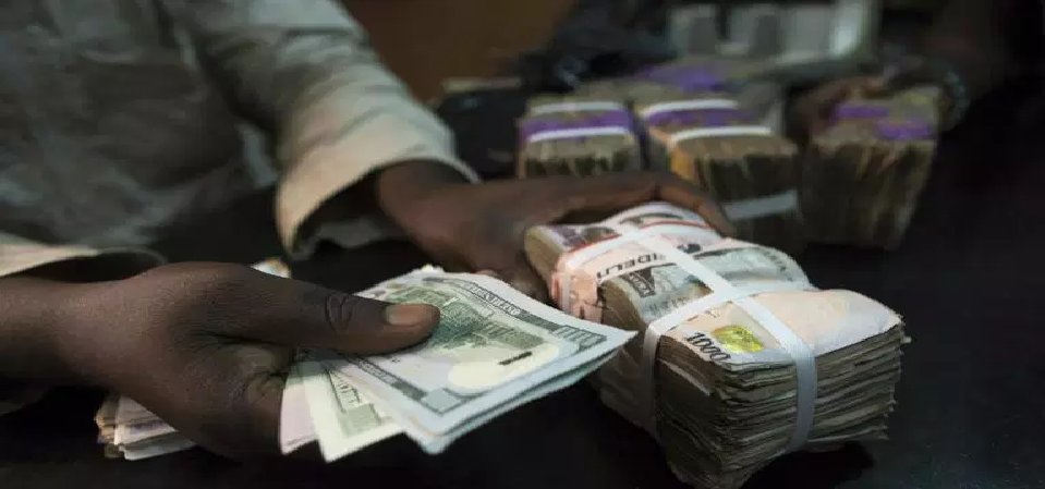 Nigeria's Forex Crisis: First Bank to Suspend Int'l Transactions on Naira Cards - tekedia.com/nigerias-forex…