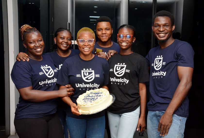 univelcity's tweet photo. Caps off to our amazing #5B4 graduates! We told you you could do it, now you are ready to take on the world! Nothing can stop you now!
We know and trust that you’ll do incredible things with the various skills you’ve learnt these past months. Keep reaching for the stars! 💯✅ https://t.co/ehQvjJvU6g
