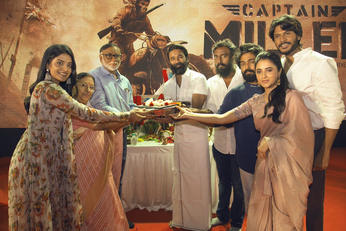 theSreyas's tweet photo. Captain miller begins 🔥🔥🔥 @dhanushkraja  sir, @ArunMatheswaran @gvprakash @SathyaJyothi @sundeepkishan @priyankaamohan https://t.co/wGX2haI9Ec