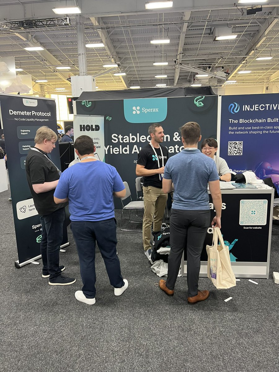 SperaxUSD's tweet image. Day 1 of @MessariCrypto #Mainnet2022 was a huge success!

Stop by the @SperaxUSD booth to talk with @Alec_Sperax @TapprichElliot @subhajit_da and @JoeY0707070707

Ask about #Demeter 🤫😏