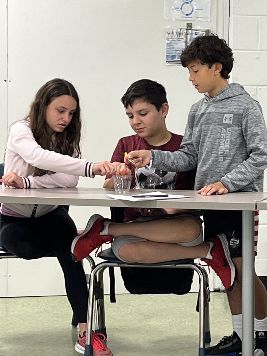 WinstonPrepLI's tweet photo. Students worked collaboratively to Save Fred the gummy worm at risk of drowning due to his capsized boat. To accomplish the task, students received limited materials and had to work within the limited parameters that were set. #winstonprep #wpsli #science #education #friyay #tgif https://t.co/CFXugMn3v9