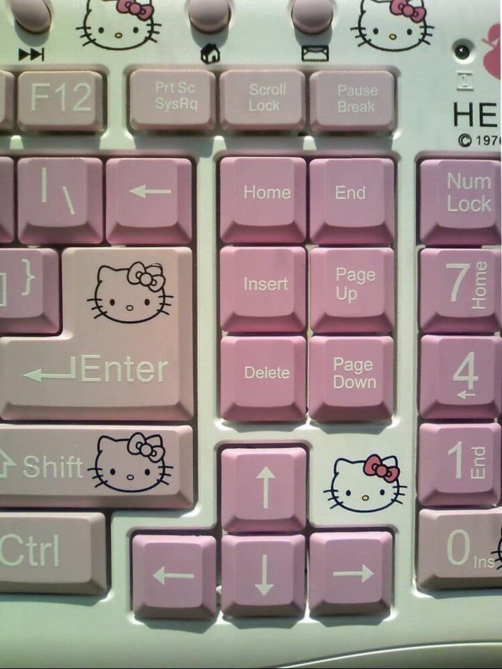 sanriodaily's tweet photo. hello kitty keyboard 💫 https://t.co/hfKNVQT1AE