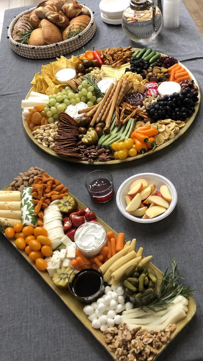 ככה אני גם מזדיינת. 
עכשיו אתם מבינים למה #הזין כל כך אוהב אותי?