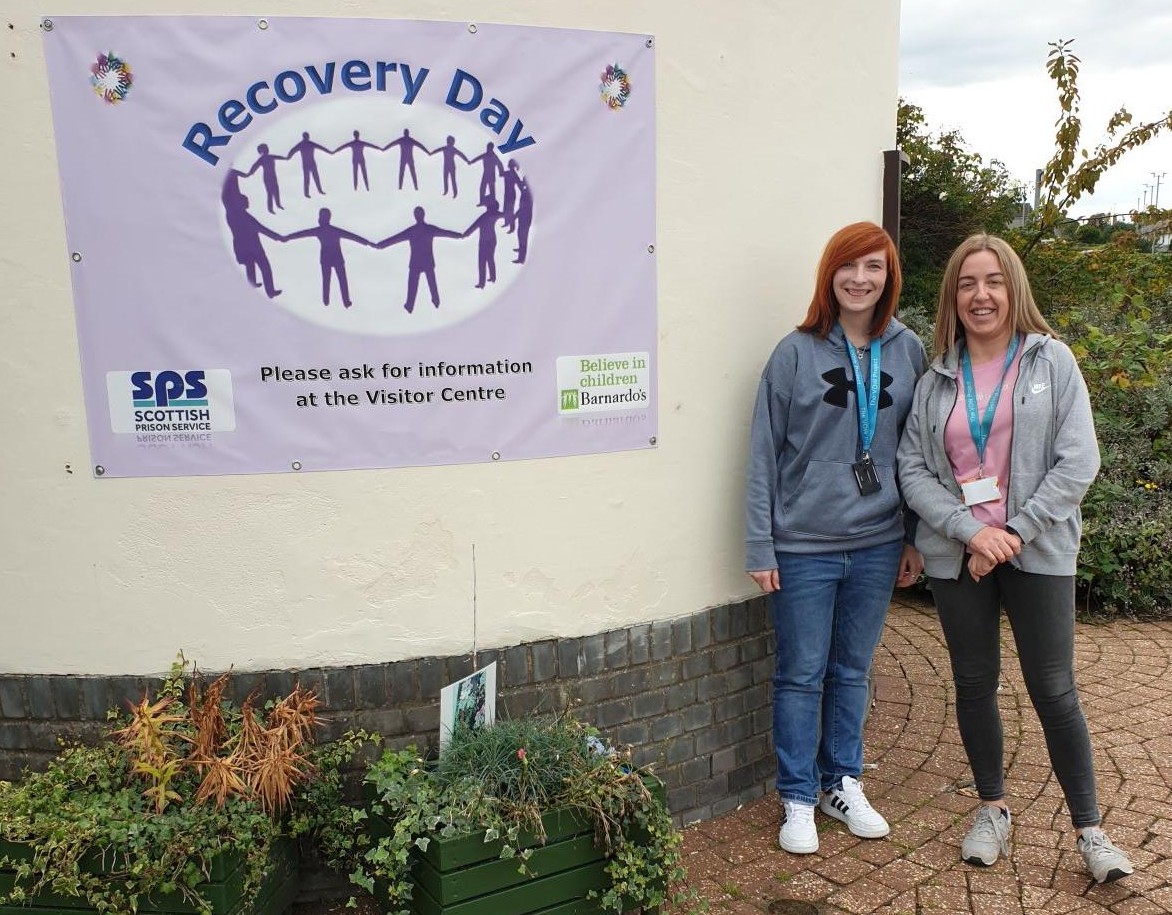 PSOSEdinburgh's tweet photo. Our @CashBackScot #VOWProject officers &amp; mentors attended the @scottishprisons Recovery Day event at HMP Edinburgh yesterday. Along with @CGLEdinburgh @FamiliesOutside @BarnardosScot the team were raising awareness of the support available to help people achieve #positiveoutcomes https://t.co/WW5GYJIV4P