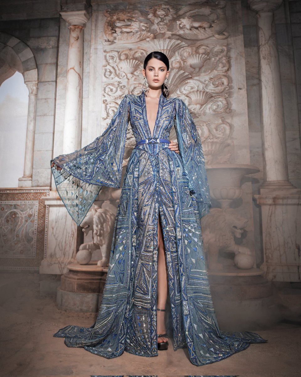 ZiadNakadWorld's tweet photo. For the love of blue...
π
#Rhombus
β¨
#ZiadNakad FW22/23 Couture Collection
...
#ZN #FW23 #RhombusCollection #HauteCouture2023 #ParisHauteCoutureWeek #HauteCouture #FallWinter2023 #Lebanon #Beirut #Paris #France #China #Russia #India #PFW23 #ParisFashionWeek https://t.co/AzBrwBhXHc