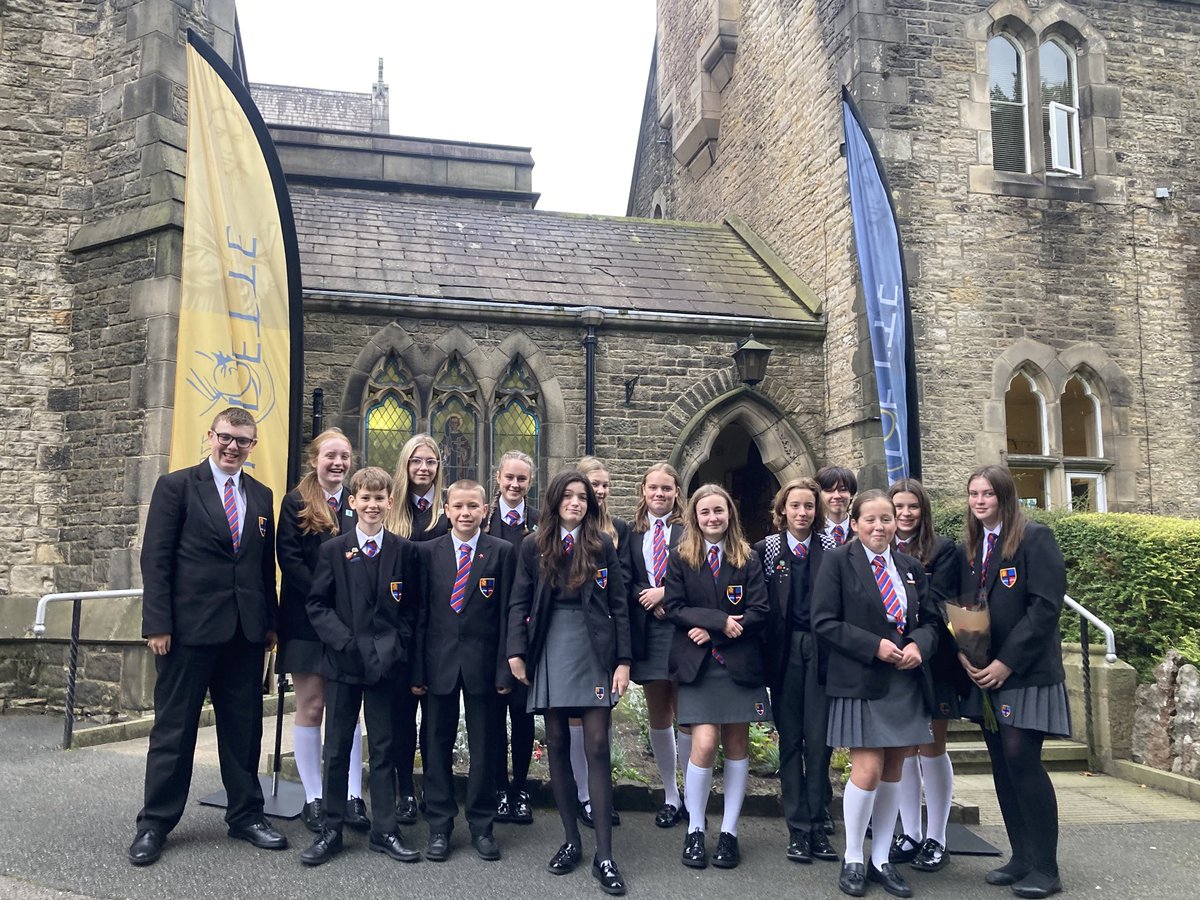 CACHSChaplaincy's tweet photo. Some of our pupils made the mini pilgrimage to @lanccathedral today to see the relics of @StBernadetteUK 💙 we left her some flowers, our intentions, and prayed a decade of the rosary with @SMCA_Chaplaincy #relictour https://t.co/Mo8O13tuKN