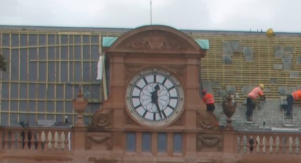 AerialVideoTV's tweet photo. We appear to be the only ones who have noticed the @Primark #Belfast #BankBuildings clock has been switched on!? @bennettconstr @JCA_Architects @BelfastLive @BelTel @UTVNews #restoration #construction #photography #AerialVideoTV https://t.co/trFebE8sVT