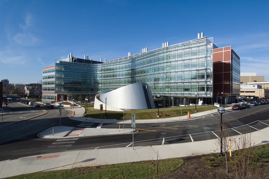 SantaJOno's tweet photo. University of Michigan’s record-breaking $1.7B in research volume for 2022 ranks UM as the No. 1 public university nationally for research volume. https://t.co/IUg33HemXa