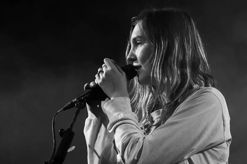 For this #ThrowbackThursday, here's Luke Spiby's review of The Japanese House live at Manchester's #O2Ritz back in December 2019.

"I left knowing I’d found a new favourite artist. Someone who epitomises our generation."

buff.ly/3KbLrFt

#TheJapaneseHouse #Manchester