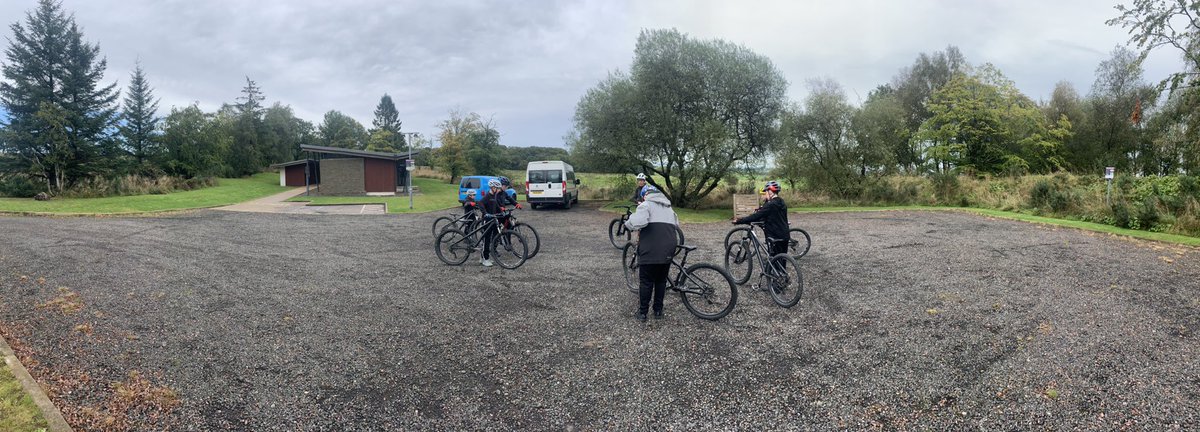 PEStLukes's tweet photo. New MTB group enjoying their first session #MCheck #Progress @StLukesHFTT @StLukesHigh https://t.co/dJnOY5fjAk