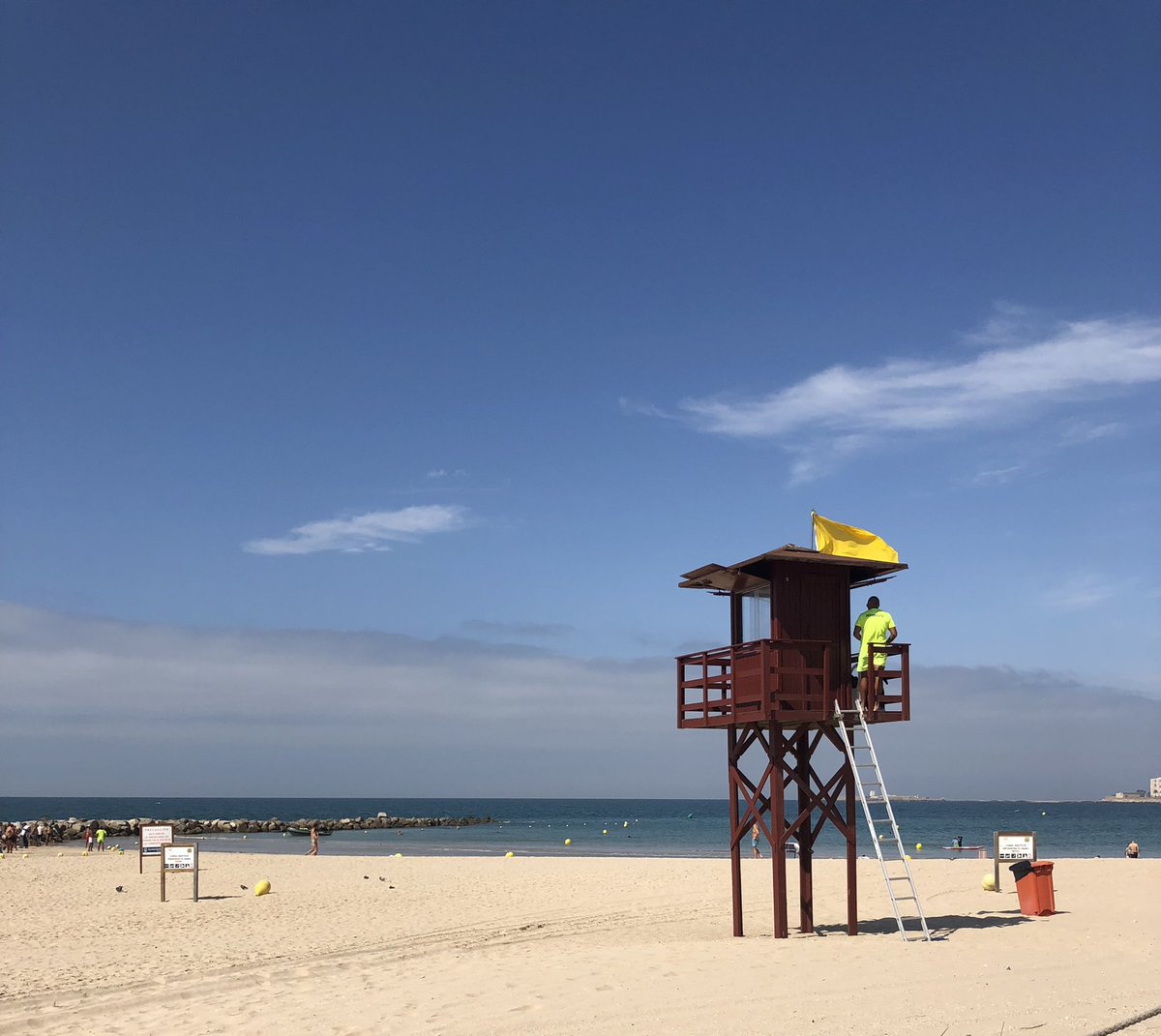 nickquercus's tweet photo. @RevRichardColes Morning Rev, on my way into the sea. https://t.co/a5SP3zbRbX