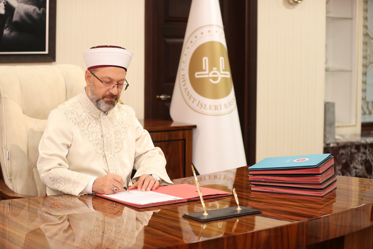 3-16 Ocak 2022 tarihlerinde Sözleşmeli İmam Hatip, Müezzin Kayyım ve Kur’an Kursu Öğreticisi alımına yönelik gerçekleştirdiğimiz sözlü sınavda başarılı olan ve atama bekleyen adaylarımız, 17 Ekim 2022 itibariyle tercih yapabileceklerdir.

Milletimize ve camiamıza hayırlı olsun.