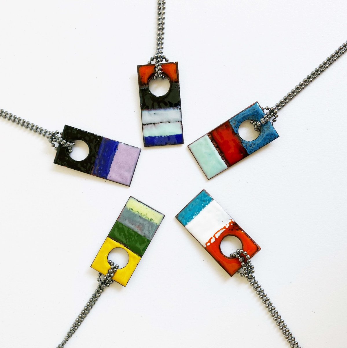 MaisyPlum2's tweet photo. Stripy Enamel Pendant https://t.co/NmPPl2irZp #inbizhour #HandmadeHour ##UKGiftHour #shopsmall #UKHashtags #bizbubble #MHHSBD #giftideas #RectanglePendant https://t.co/MY38SjaFPf