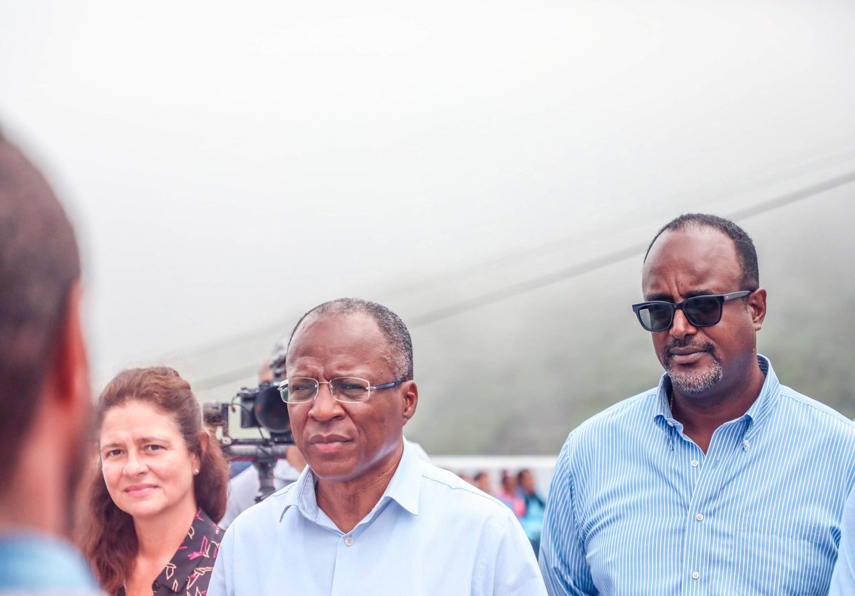 FernandesEneida's tweet photo. The new road in #Brava, Nova Sintra/Nossa Senhora do Monte, represents increased connectivity & safety, and prospects for inclusive & sustainable development in this remote island of #CaboVerde. #NuStaDjuntu https://t.co/1wpMoLla5n