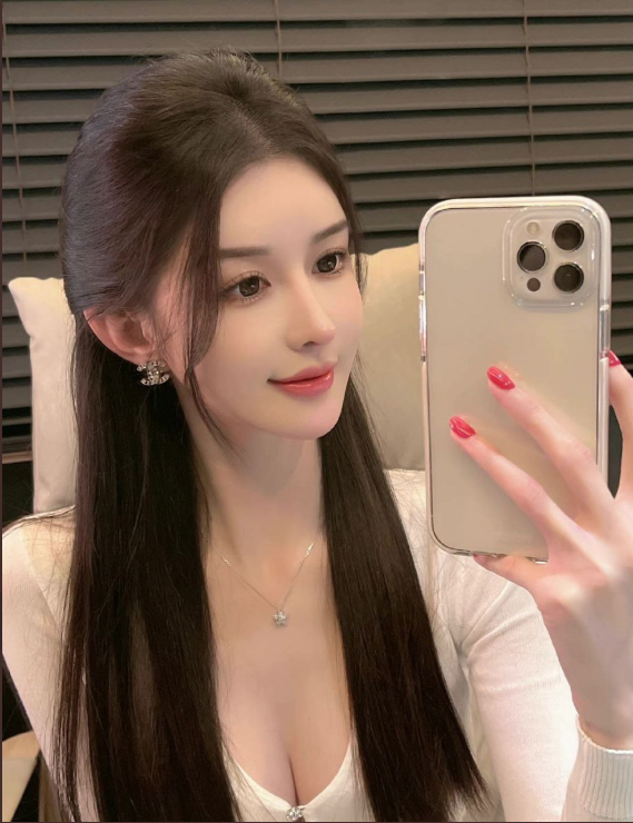 LanceMoses12's tweet photo. One to one video
#玩弄 #白眼  #恋脚 #虐阳 https://t.co/ydLDmHZwyp