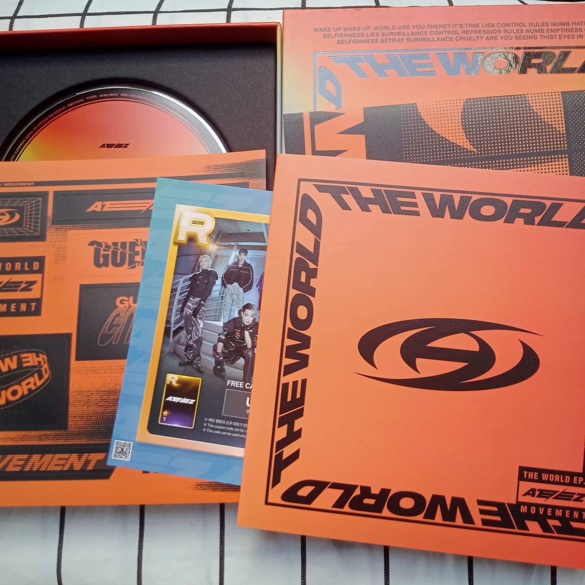 PADADAPH's tweet photo. [#PADADAOnhands] 
WTS LFB PH 
Ateez The World unsealed album 

— P60 ea, P165 set 
— Onhand and Ready to ship 
— Inclusions on the 2nd-3rd pic
— DM TO AVAIL https://t.co/Cxie2ChZ4T