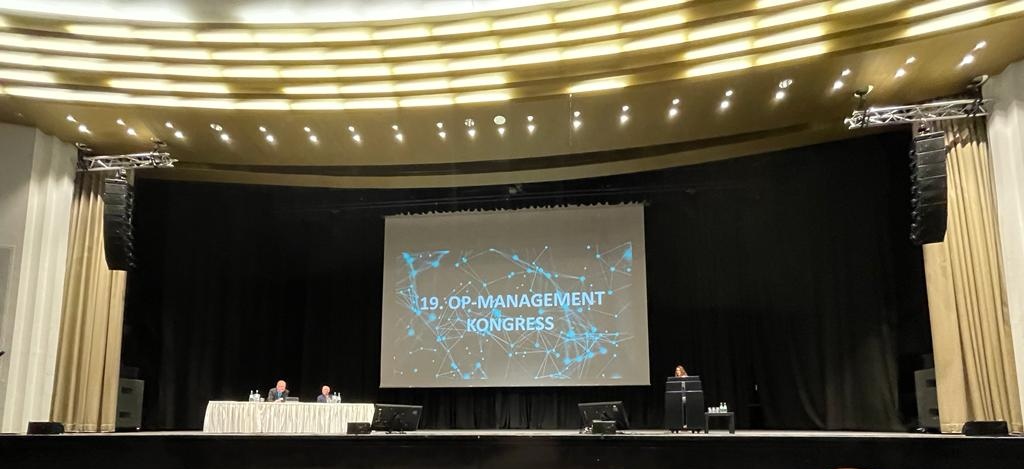 Doerthe_Liebsch's tweet photo. OP-Management-Kongress
auch zum Thema Entlastung im OP.
Vielen Dank an alle Organisatoren, #VOPM für einen wertvollen Austausch und das Kennenlernen vieler toller Kolleginnen und Kollegen. https://t.co/FnrZot0pFC