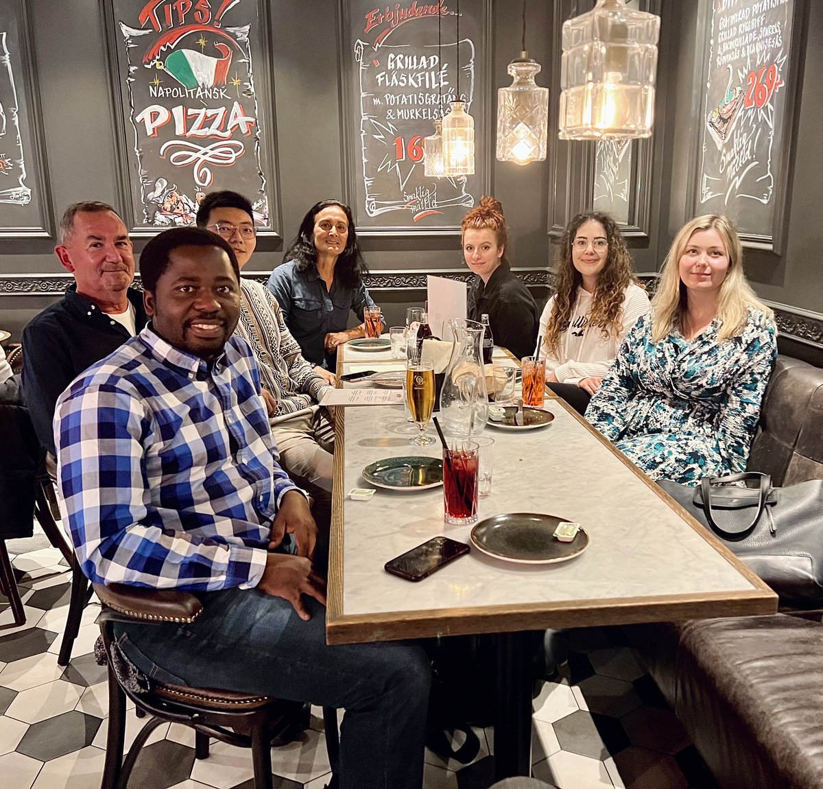 Diabetes Research Group @Kingās (@drg_kings) on Twitter photo Some <a href="/DRG_Kings/">Diabetes Research Group @Kingās</a> family members at <a href="/EASDnews/">EASD</a> Mum, Dad and five children š <a href="/Peter_Jones_KCL/">Peter Jones</a> <a href="/taniitweets/">Tanyel Ashik</a> <a href="/EOlaniru/">Ed Olaniru, PhD</a> <a href="/VeselaGesheva/">Vesela Gesheva</a> #EASD2022 Some <a href="/DRG_Kings/">Diabetes Research Group @Kingās</a> family members at <a href="/EASDnews/">EASD</a> Mum, Dad and five children š <a href="/Peter_Jones_KCL/">Peter Jones</a> <a href="/taniitweets/">Tanyel Ashik</a> <a href="/EOlaniru/">Ed Olaniru, PhD</a> <a href="/VeselaGesheva/">Vesela Gesheva</a> #EASD2022